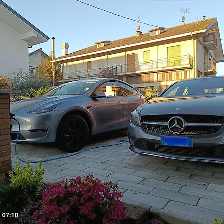Villa Mariana Bed And Breakfast 살루초 외부 사진