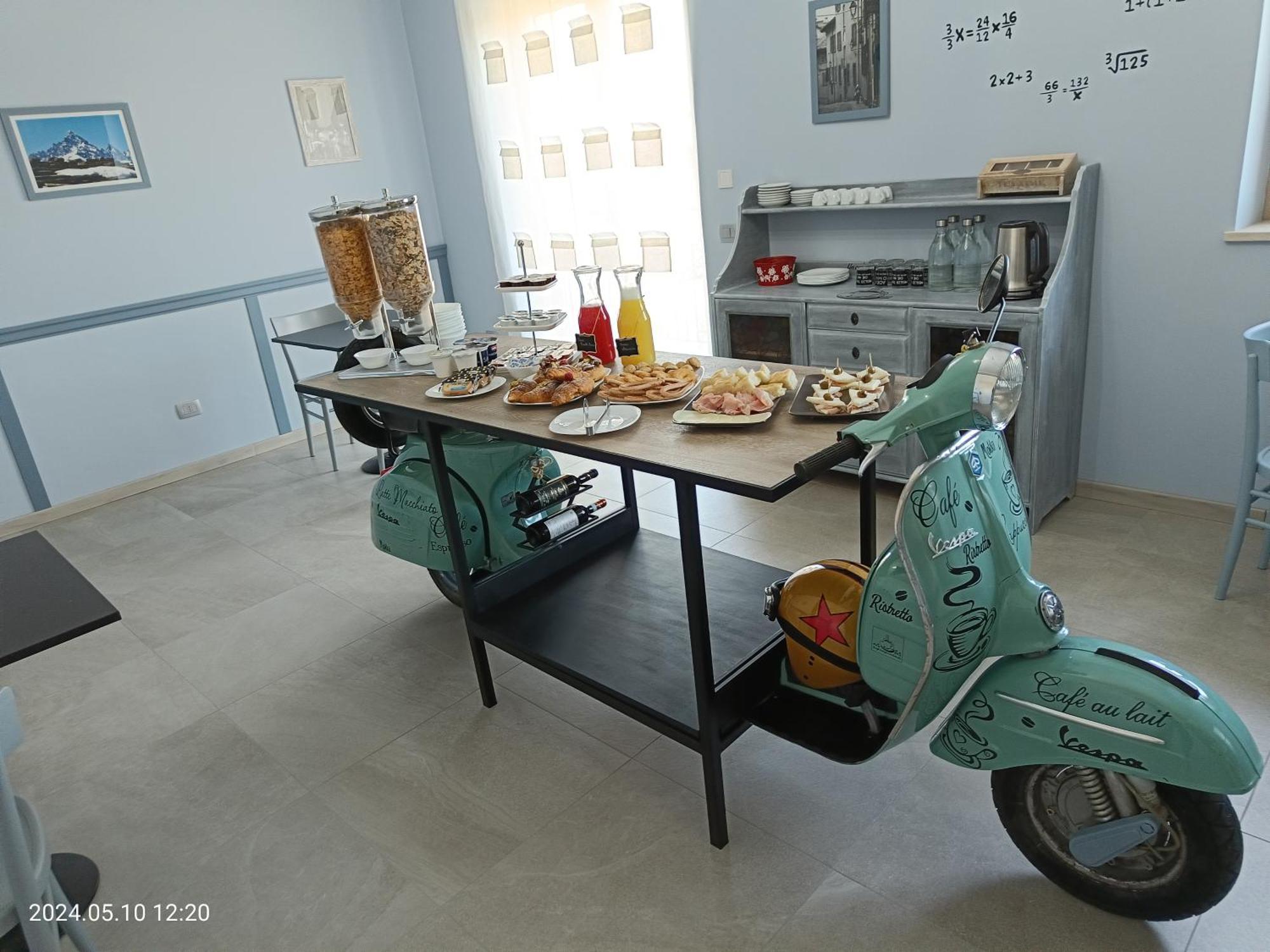 Villa Mariana Bed And Breakfast 살루초 외부 사진