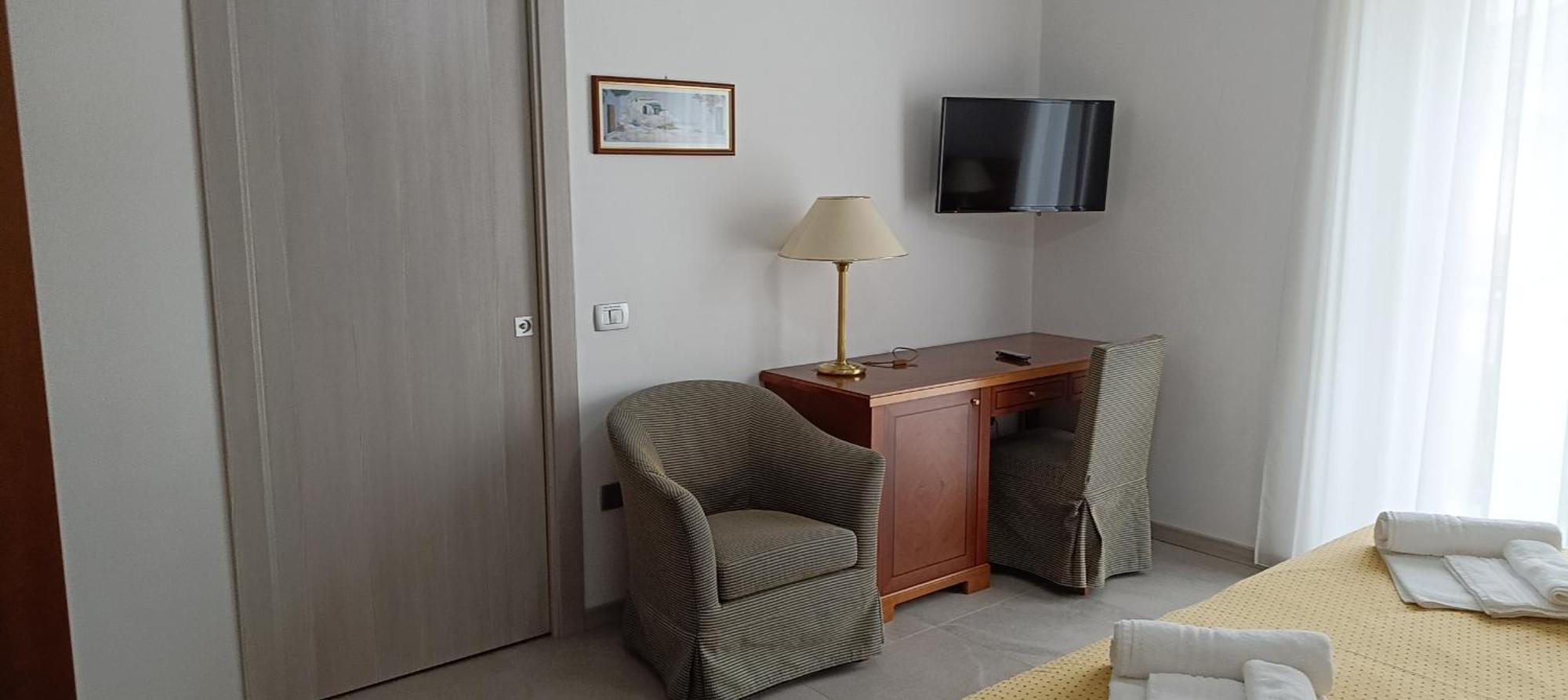 Villa Mariana Bed And Breakfast 살루초 외부 사진
