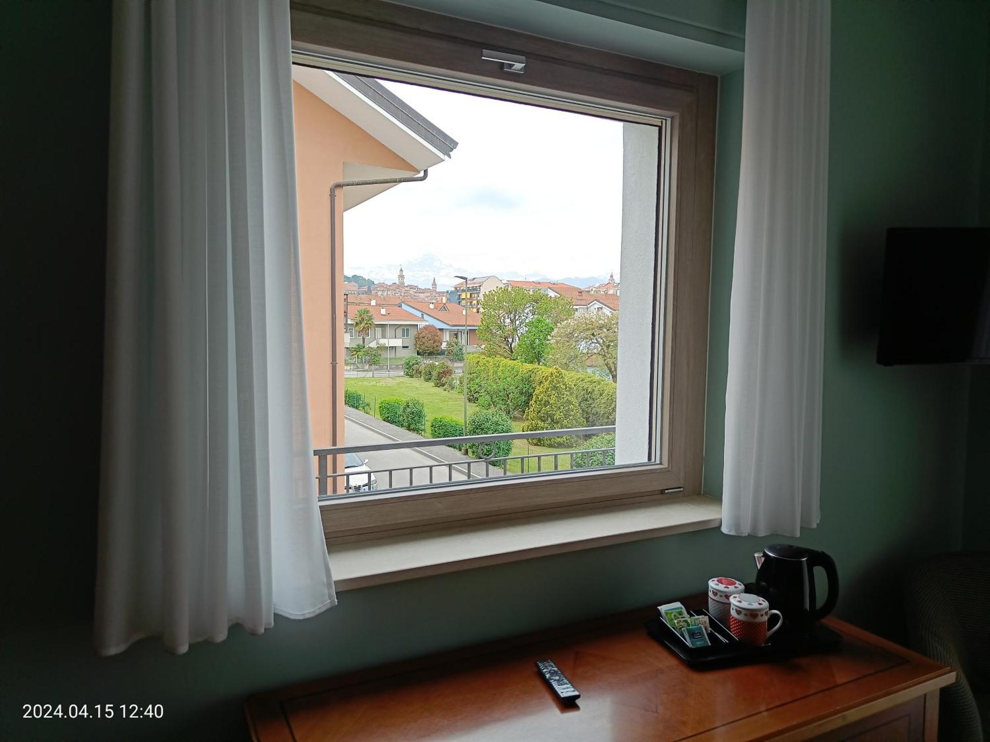Villa Mariana Bed And Breakfast 살루초 외부 사진