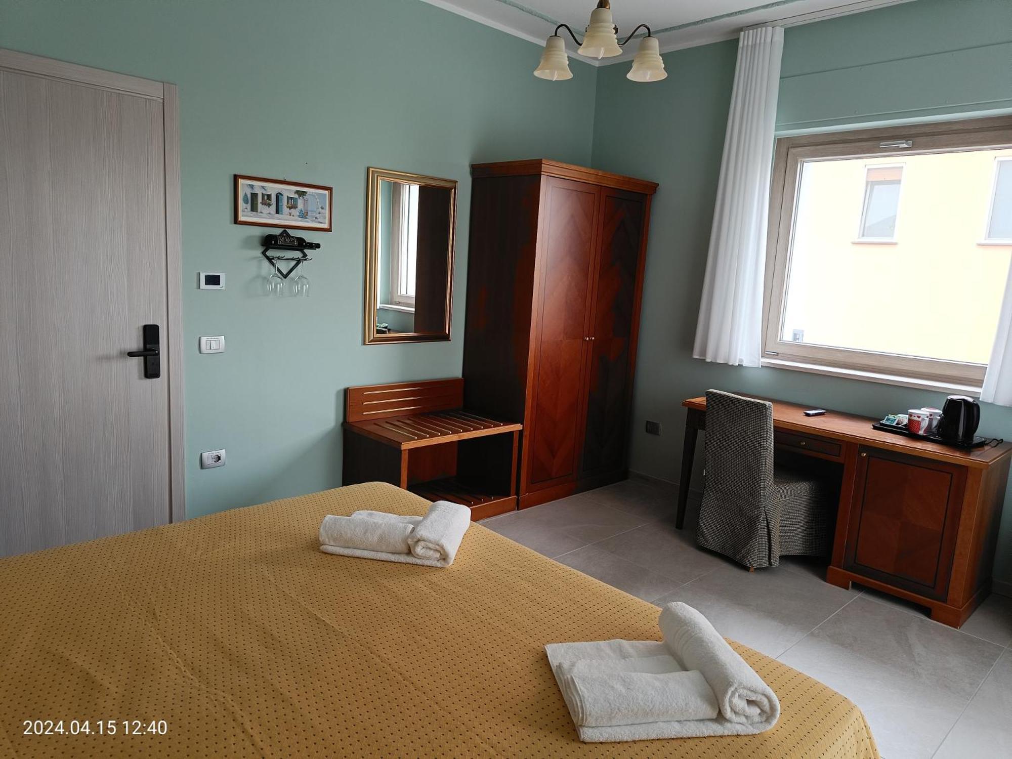 Villa Mariana Bed And Breakfast 살루초 외부 사진
