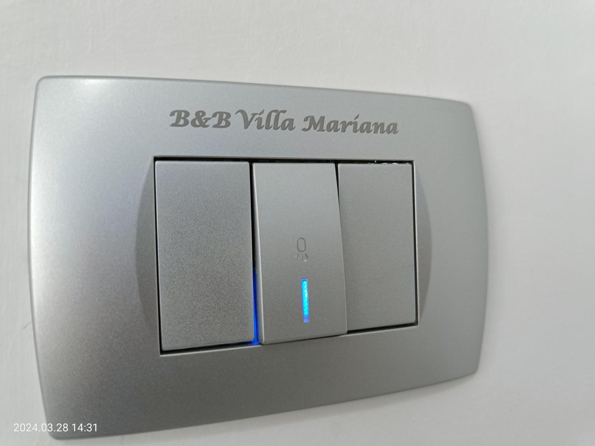 Villa Mariana Bed And Breakfast 살루초 외부 사진